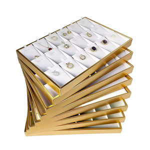 Plateau de présentation de bijoux de luxe en cuir brossé couleur <span class=keywords><strong>champagne</strong></span>, organisateur blanc pour bagues, pendentifs, bracelets et colliers, plateau à bagues pour mariage - Product Image 1