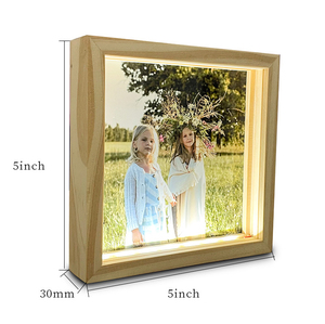 Cornice Fotografica a Specchio <span class=keywords><strong>Magico</strong></span> 3D LED Personalizzabile con Materiali MDF/XPS/PVC Opzioni di Stampa a 5/6 Colori - Product Image 5