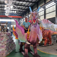 Tigre mécanique fait à la main modèle dinosaure animatronique monter sur la marche