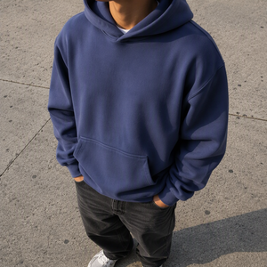 Sudadera con capucha gruesa de algodón peinado 100% French Terry, estilo pullover, oversize con hombros caídos y bolsillo canguro para hombre - Product Image 2
