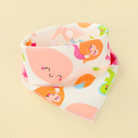 100% coton bébé bavoirs Double couche serviette triangulaire avec fermeture à bouton dessin animé imprimé nouveau-né enfants bavoirs
