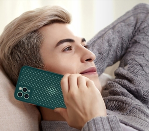 Funda de teléfono de disipación de calor de TPU Flexible con diseño de agujero fino de goma suave para <span class=keywords><strong>iPhone</strong></span> 16 15 14 13 12 <span class=keywords><strong>11</strong></span> Pro Max 16E <span class=keywords><strong>nuevo</strong></span> - Product Image 6