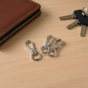 Set di 4 Portachiavi ILAN con Moschettone 30mm Colore Argento - Product Image 2