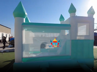 Piscine gonflable bleue de toboggan de rebond sur le thème du macaron combiné de toboggan de videur avec le ventilateur
