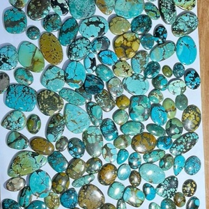 Turquoise Tibétaine Naturelle Qualité AAA Vente en Gros Coupe Cabochon Certifiée par un tiers Pierre Précieuse Opalescente Taille Libre pour Bijoux - Product Image 3
