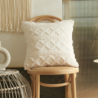 Housse de coussin en jacquard tridimensionnel en peluche de couleur unie simple moderne oreiller géométrique pour la lecture et le repos au lit