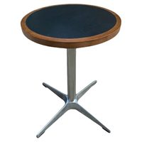 Table de salle à manger commerciale moderne en bois massif avec plateau en pierre et chaises en acier inoxydable – Table carrée