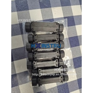 เซ็นเซอร์วัดอัตราการไหลแบบหนีบยี่ห้อ Keyence รุ่น FD-XC8R3 ของญี่ปุ่น ของใหม่ 100% - Product Image 1