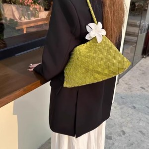 Nuova Borsa a Tracolla da <span class=keywords><strong>Donna</strong></span> Artigianale a Forma di Raviolo in Pelle PU Intrecciata di Alta Qualità - Product Image 2