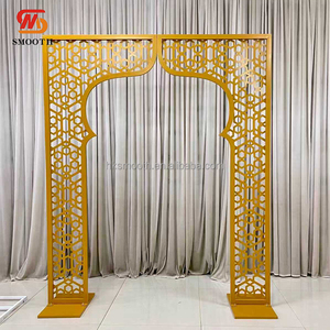 Arco Metálico Dorado para Decoración de Escenarios de Bodas Indias, Diseño Personalizado Estilo Árabe - Product Image 1