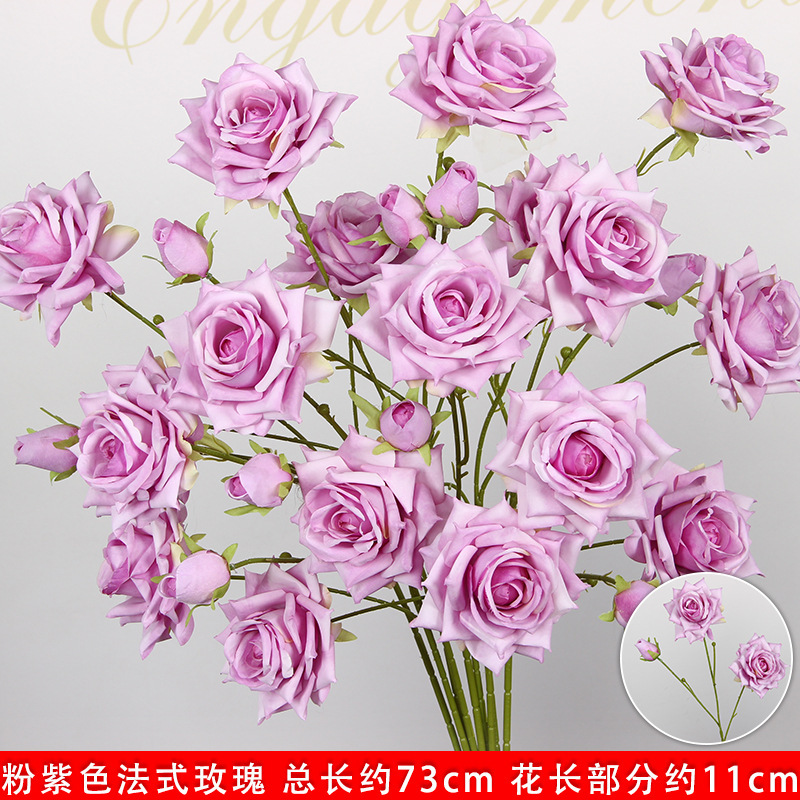 Branche de rose française à 3 têtes, teinte rose-violet.