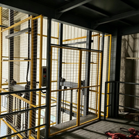 Plateforme élévatrice hydraulique sur rail 6m 8m 300kg 500kg Taille personnalisée Montéeuse pour le chargement en atelier