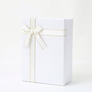 <b>Large</b> <b>Box</b> 14"X8.5"X4.5" Christmas With Lid Ribbon Bows for Presents Anniversary Wedding Birthday <b>Gift</b> Boxes - Product Image 3