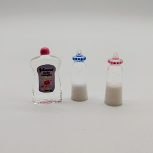 Iland Miniature 1:12 Baby doll care set di 3 pezzi <span class=keywords><strong>accessori</strong></span> per case delle bambole in miniatura biberon e colonia - Product Image 3