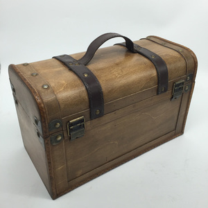 Custom Vintage Classical Retro Storage Chest Recyclable MDF Wood Luxury Wooden Box With Handle
