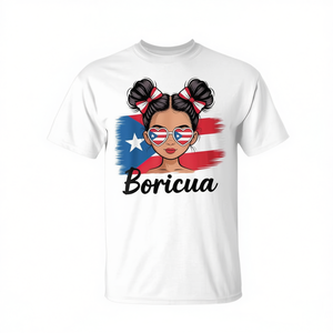 Maglietta Puerto Rico Boricua da donna con design a chignon disordinato ispirato al patrimonio ispanico - Product Image 2