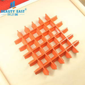 Projet de cinéma Noir Couleur Métal Aluminium Cellule Ouverte Grille Plafond Bureau Hall Matériau de Construction Grille En Aluminium Plafond - Product Image 5