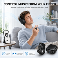 Mini Control Remoto para Selfies con Anillo, Estuche de Carga, Obturador Inalámbrico para Cámara, Control de Música y Desplazador de Video TikTok para iOS y Android