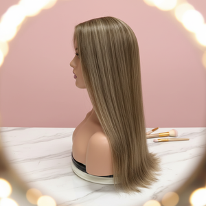 Parrucca Ebraica in Seta con Topper per Capelli Umani Pre-Piumata con Frontale in Pizzo, Pronta per la Spedizione, Consegna Rapida - Product Image 1