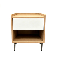 Table de chevet moderne en bois avec tiroirs et rangements pour projets hôteliers, d'appartements et de chambres à coucher - Vente en gros