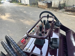 Chất lượng tốt nhất Trung Quốc bán Crawler Skid chỉ đạo <span class=keywords><strong>loader</strong></span> tu ROTARY tiller điện <span class=keywords><strong>loader</strong></span> giá rẻ nhỏ Skid Steer lật - Product Image 3