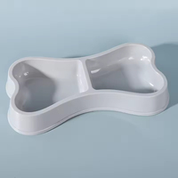 Bol peu profond en plastique vert, non toxique, personnalisé, recyclé, épais, économique, en forme d'os mignon, pour l'eau et la nourriture des chiens