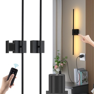 Applique murale LED rechargeable par USB 80cm Noir 350 °   Lampe murale rotative avec télécommande et batterie amovible pour chambre et salon - Product Image 1