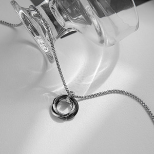 Dernières fournitures de fête fantaisie pendentif symbole minimaliste titane chaîne en acier collier pour femmes hommes étudiants cadeaux en gros - Product Image 2