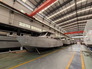 เรืออลูมิเนียม Gospel ขนาด 11 เมตร แบบคอนโซลกลาง สำหรับตกปลา ขาย - Product Image 6