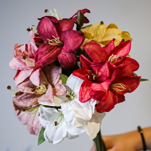 ดอกไม้ประดิษฐ์ดอกลิลลี่ทำจากผ้าไหมดอกลิลลี่ประดิษฐ์ทำจากผ้าไหมดอกไม้ประดิษฐ์จากโรงงานในจีน - Product Image 1