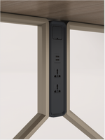 Bureau de travail moderne en bois avec étagère et poste de travail stable