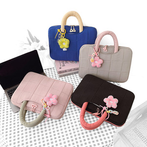 Sac de rangement rose élégant et mignon pour ordinateur portable, idéal pour les étudiantes, sac à main tendance pour femme, sac pour documents publics - Product Image 1