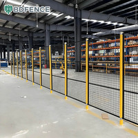 Clôture de sécurité modulaire en acier à faible teneur en carbone avec poteaux en acier renforcé pour postes de travail robotisés et protection des machines industrielles