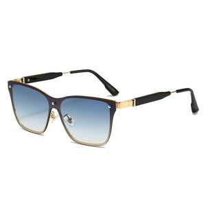 Fashion Luxury Oversized Sunglasses Vintage Square Rivet Hollow Sunglasses Ladies <b>Eyewear</b> Sunglasses outdoor sports Sunglasses - Product Image 3