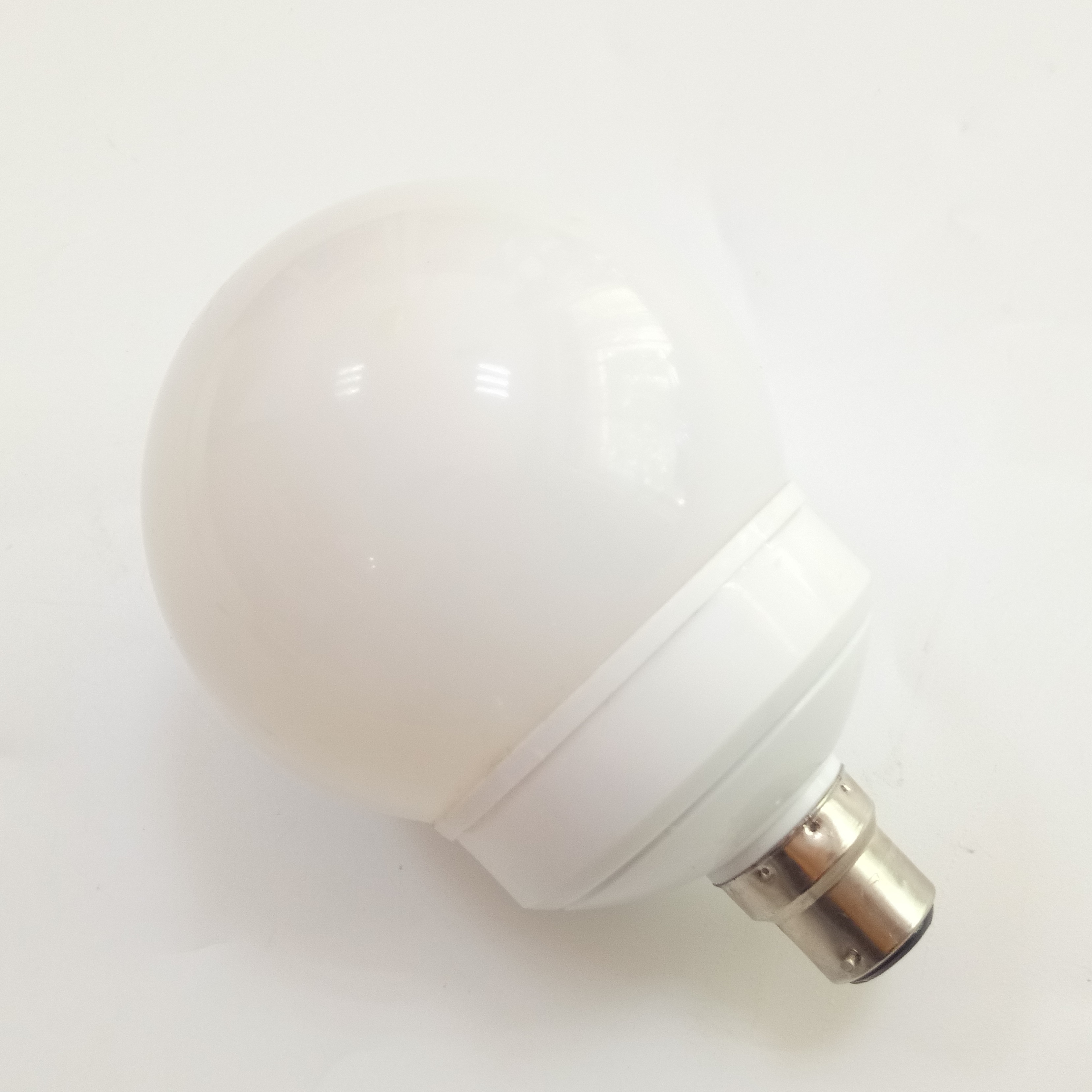 G100 Globe 3w Led Bayonet Light Bulb B22 Indoor Bulbs 220v Plastic 220v-240v Outdoor Christmas Raw Material 6500k White -20 - 40