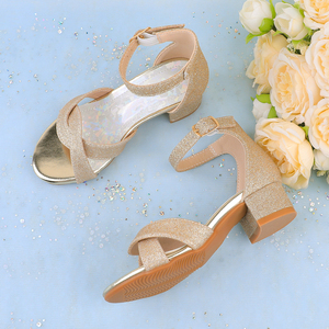 Nouvelles sandales <span class=keywords><strong>à</strong></span> <span class=keywords><strong>talon</strong></span> bloc pour petites filles 2025 – Idéales pour les fêtes, mariages, spectacles de danse et anniversaires – Tendance mode estivale - Product Image 2