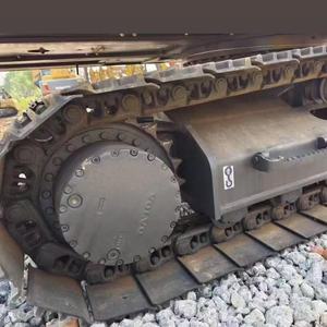 Excavatrice sur chenilles Volvo EC210 EPA d'occasion de 21 tonnes avec boîte de vitesses et système hydraulique à pompe, pour travaux de terrassement et d'exploitation minière - Product Image 4