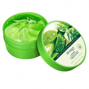 Gel pur d'<span class=keywords><strong>aloe</strong></span> <span class=keywords><strong>vera</strong></span> pour le visage <span class=keywords><strong>Bioaqua</strong></span> Nature <span class=keywords><strong>Aloe</strong></span> <span class=keywords><strong>Vera</strong></span> 92% apaisant et hydratant pour le soin de la peau du visage - Product Image 2