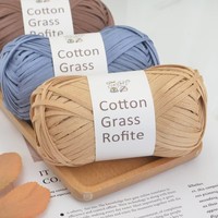 DIY tas tenun rafia dan musim panas bahan topi jerami rajutan tangan dengan pola celup benang jerami katun