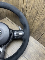 Volant de voiture en cuir en stock pour BMW F30 F10 F15 F36 F20 F22 F25 F32 M3 M5 E46 E60 E70 E90 E91 M Volant sport
