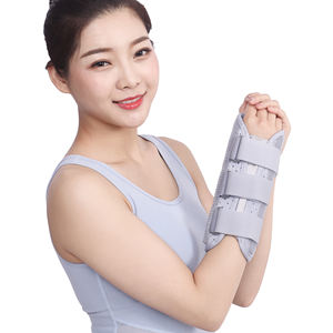 Penjepit pergelangan tangan pereda terowongan karpal nyaman fitur kunci Orthotics kebugaran dukungan jempol penjepit rehabilitasi karpal nyaman - Product Image 4