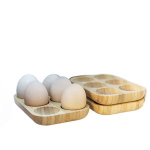 Estante para huevos de bambú con 6 orificios, bandeja de madera para huevos, para almacenamiento en la cocina, uso en el refrigerador o gabinete, diseño de madera maciza - Product Image 2