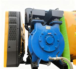 Camion d'aspiration des eaux usées 6x4 de 14 000 litres (14 tonnes) - Résistant aux sels et aux brouillards pour ports côtiers - Product Image 5