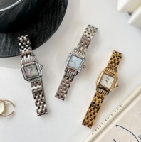 Reloj Scottie 9683 de Lujo con Esfera Cuadrada Pequeña para Dama, Elegante Reloj de Cuarzo de Acero Inoxidable Resistente al Agua para Oficina, Citas, Regalo