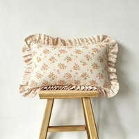 Housse de coussin rectangulaire en coton 30x50cm style cottage français, imprimé petites fleurs pêche-orange, bord à volants