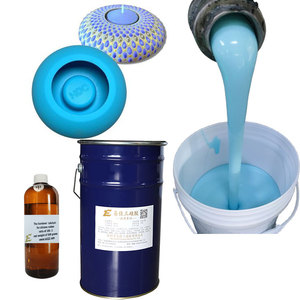 Agent de durcissement rapide, silicone liquide à faible viscosité pour la fabrication de moules de sculptures - Product Image 5