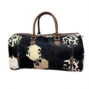 Bolsa de Viaje Hecha a Mano, Personalizada, de Cuero Genuino, Vintage, Impermeable, Multifuncional, con Asas y Cierre Grande, Portátil y Duradera - Product Image 5