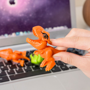 Llavero de juguete de dinosaurio en miniatura, modelo de Tiranosaurio Rex con articulaciones de plástico, adorno para regalo de niños - Product Image 3