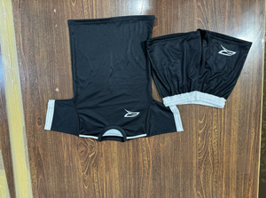 Conjunto de Camiseta de Fútbol Negra Unisex de Manga Corta con Cuello Redondo y Pantalones con Cintura Elástica, Transpirable, de Secado Rápido, de Poliéster para Adultos - Product Image 5