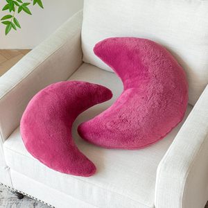 Nouveau design – Coussin nuage en tissu peluche doux et écologique pour canapé, salon, chambre à coucher – Décoration lune et donut - Product Image 2